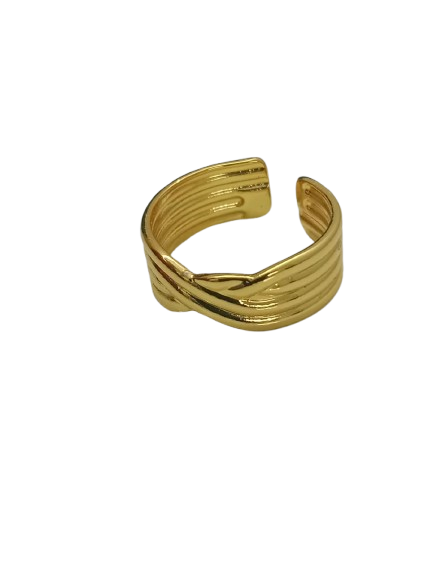 Twisted Radiance Ring