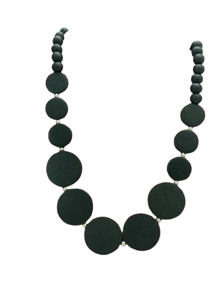 Midnight Poise Black Necklace