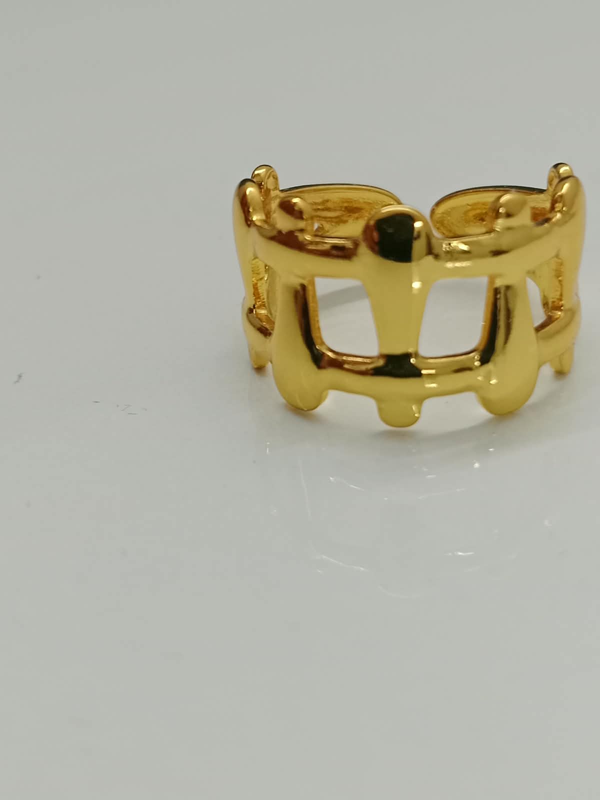 Crown Link Ring
