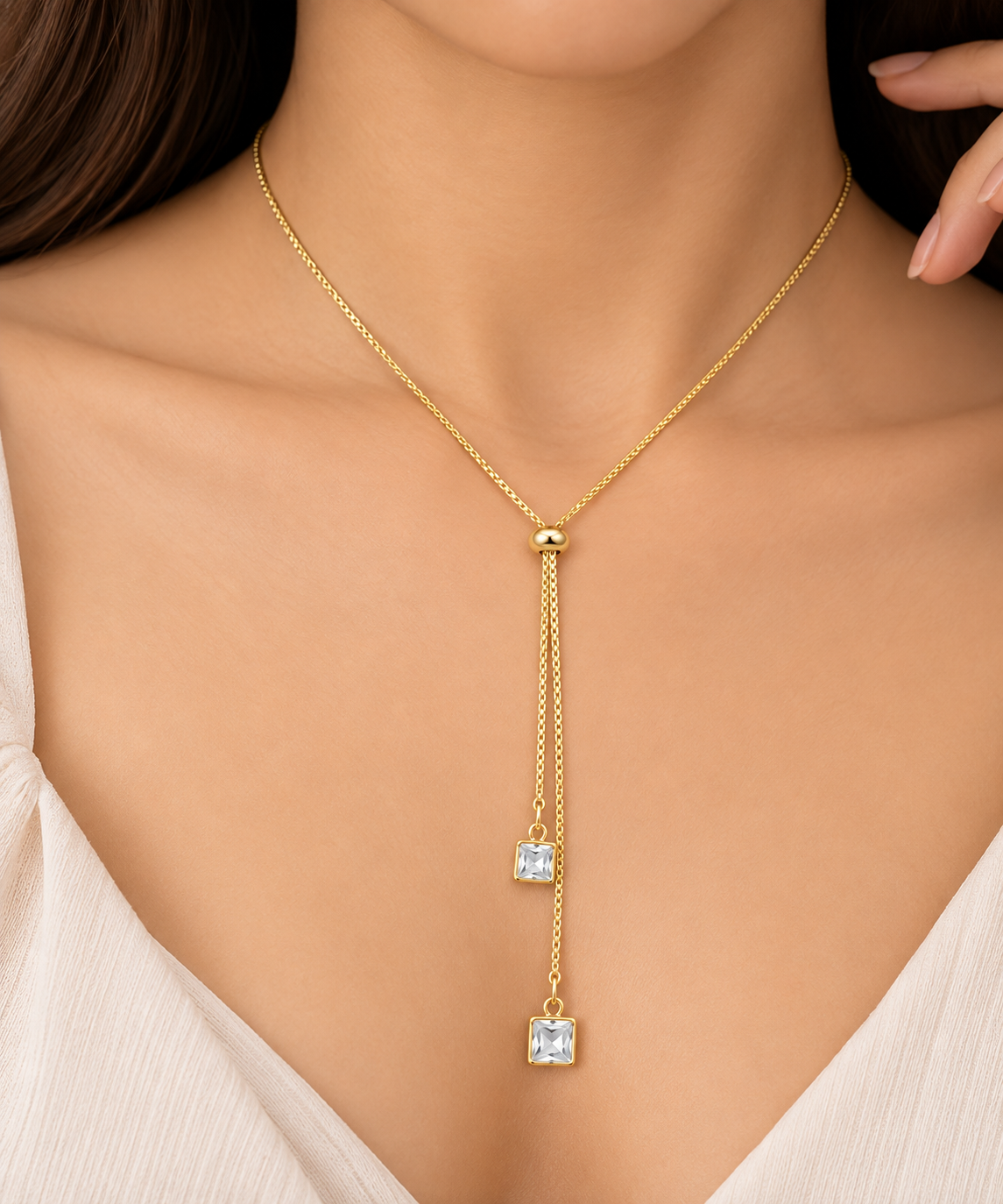 Crystal Drop Gleam Necklace
