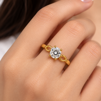 Lumina - Solitaire Ring